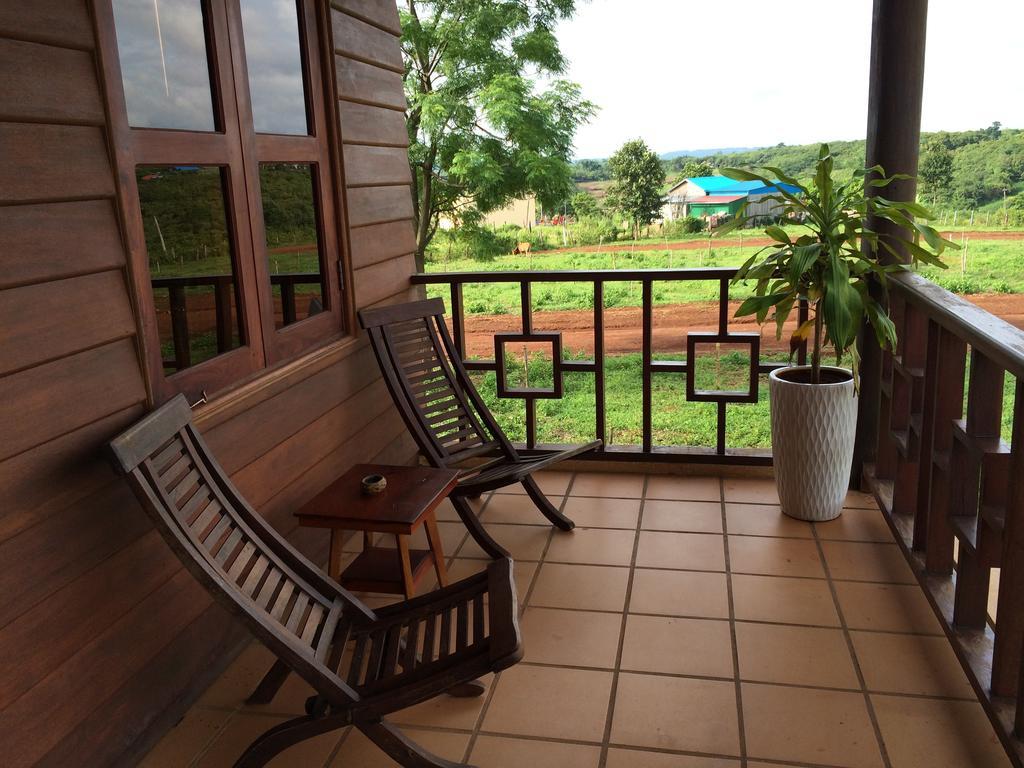 Green Plateau Lodge Banlung Room photo